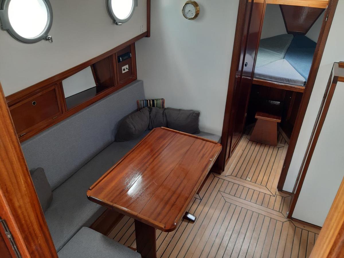 Prive B&B Motorsailer Rataplan Kamperland Exterior foto